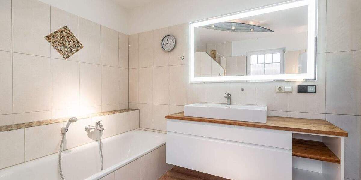 Einfamilienhaus Todendorf - 6 Zimmer, 252 m&sup2;, 749.000&euro; | Angebot:25732274