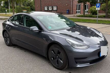 Tesla Model 3 37.400 km 29.490 &euro; Ellerhoop 25373