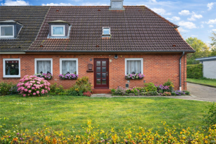 Haus Bad Bramstedt - 5 Zimmer, 89 m&sup2;, 275.000&euro; | Angebot:25201119