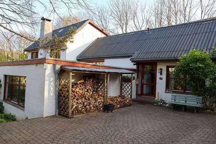 Haus Lentföhrden - 8 Zimmer, 211 m&sup2;, 549.000&euro; | Angebot:25988682