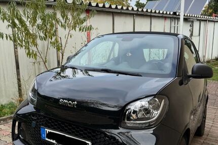 Smart ForTwo 52.922 km 7.950 &euro; Hamburg 21075