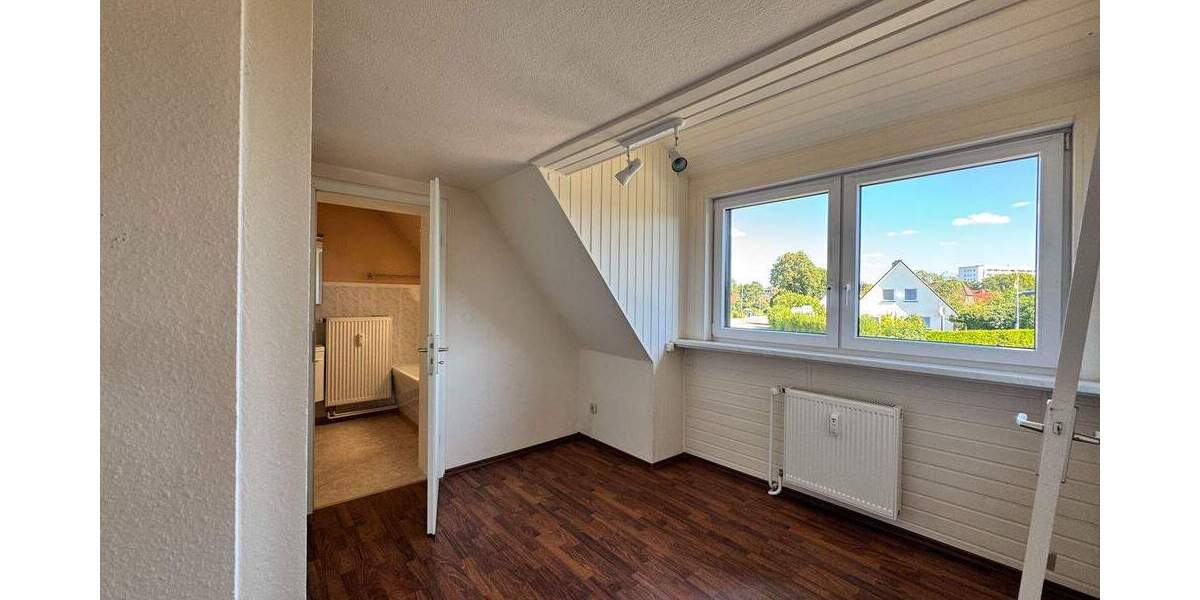 Mehrfamilienhaus, Wohnhaus Kaltenkirchen - 9 Zimmer, 285 m&sup2;, 770.000&euro; | Angebot:25729679