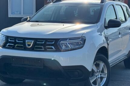 Dacia Duster 107.000 km 10.890 &euro; Uetersen 25436