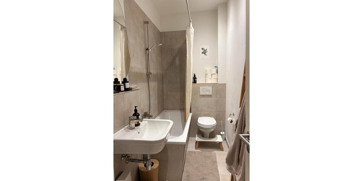 Etagenwohnung Hamburg Hamburg-Mitte - 2 Zimmer, 50 m&sup2;, 1.500&euro; | Angebot:25925997