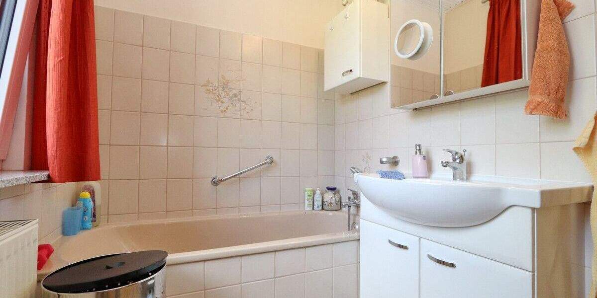 Bungalow Henstedt-Ulzburg Ulzburg - 5 Zimmer, 136 m&sup2;, 399.000&euro; | Angebot:25700626