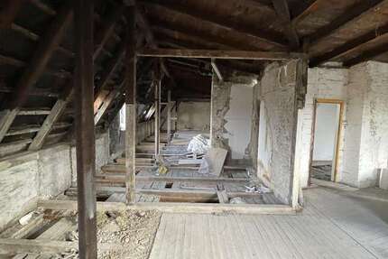 Wohnung Hamburg Wilhelmsburg - 7 Zimmer, 219 m&sup2;, 395.000&euro; | Angebot:26002345