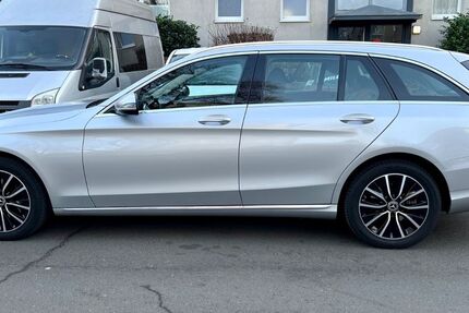 Mercedes-Benz C 200 272.735 km 15.450 &euro; Hamburg 22041