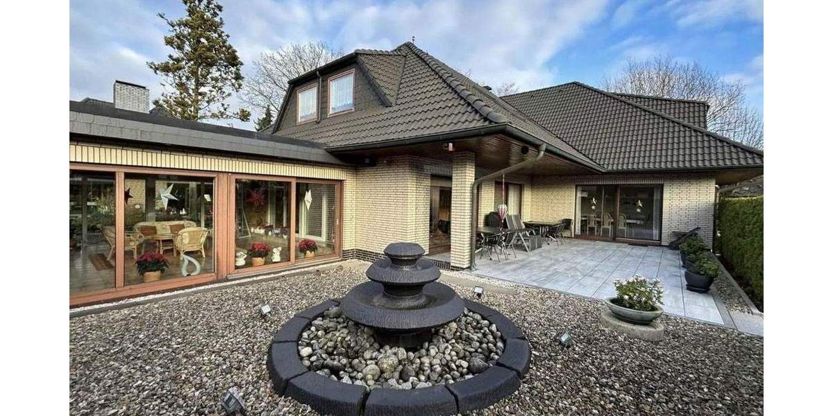 Einfamilienhaus Kaltenkirchen - 9 Zimmer, 415 m&sup2;, 698.400&euro; | Angebot:25782138