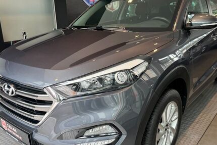 Hyundai TUCSON 102.000 km 13.900 &euro; Hamburg 22547
