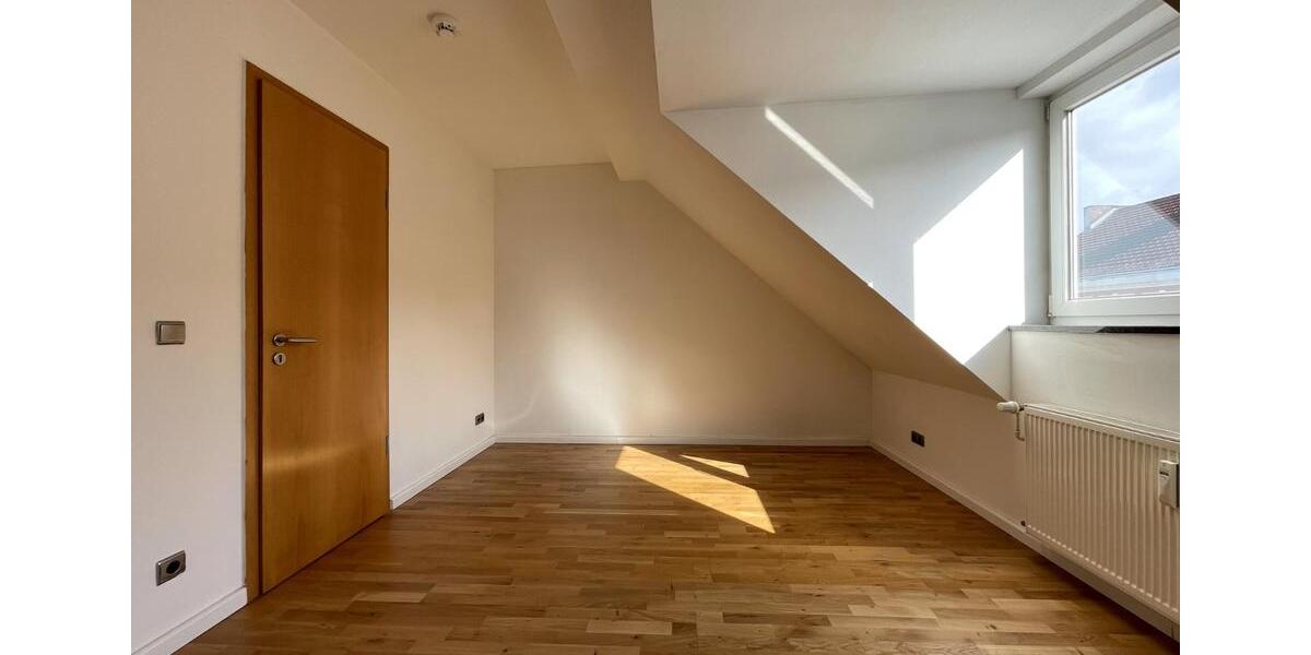 Dachgeschoßwohnung Hamburg Bahrenfeld - 2 Zimmer, 48 m&sup2;, 345.000&euro; | Angebot:25711403
