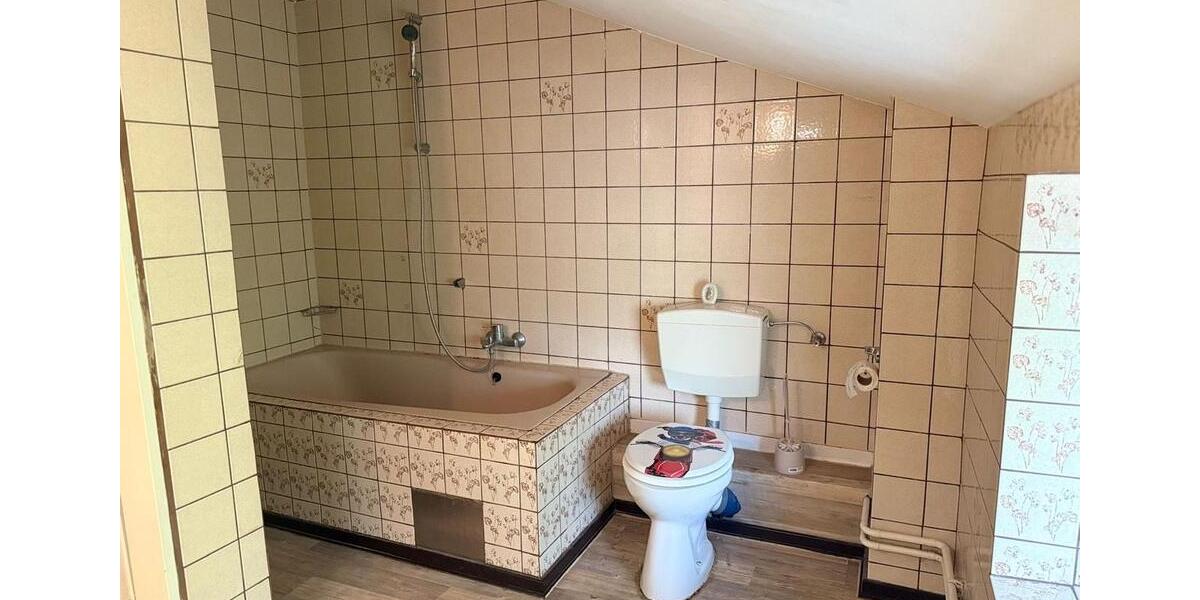 Erdgeschoßwohnung Wrist - 4 Zimmer, 113 m&sup2;, 950&euro; | Angebot:25945733