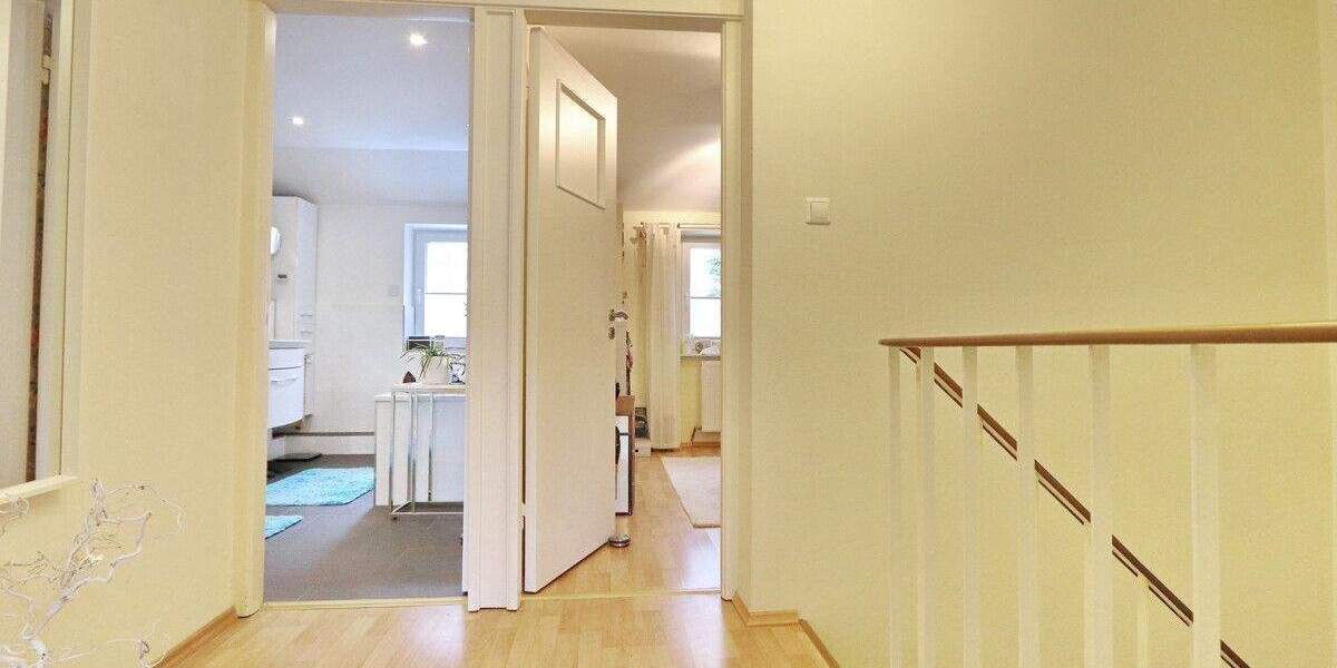 Reihenmittelhaus Hamburg Bramfeld - 4 Zimmer, 90 m&sup2;, 475.000&euro; | Angebot:25743541