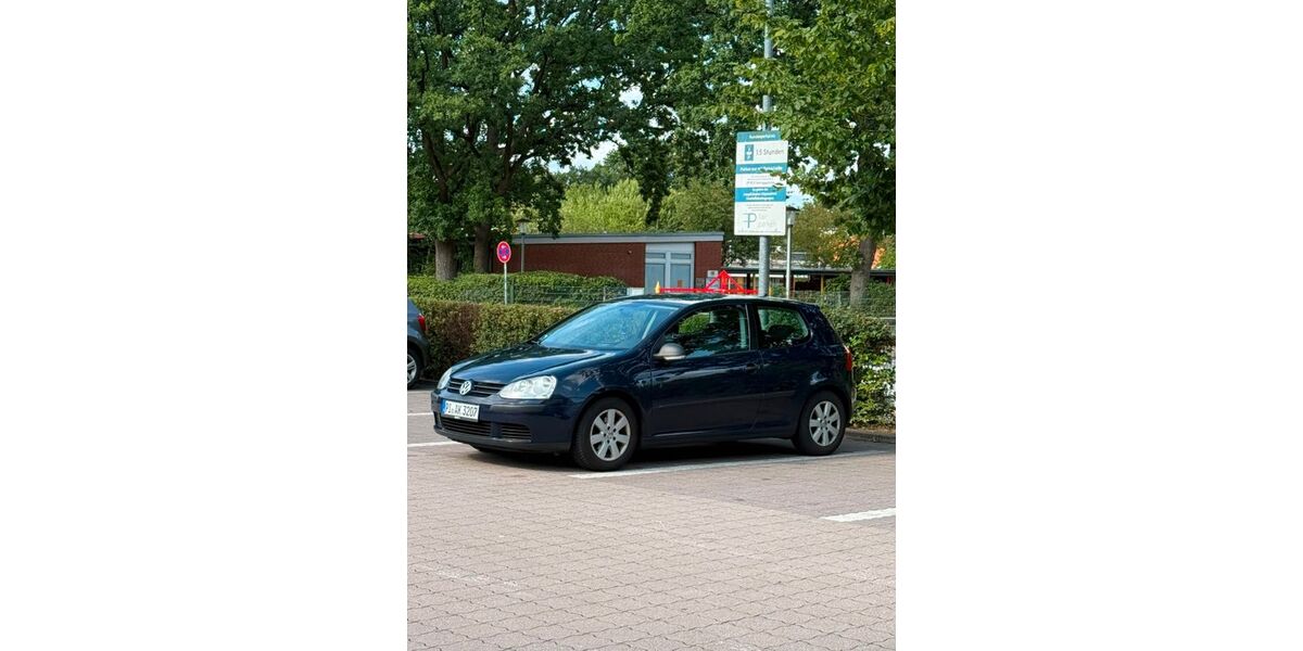 VW Golf 211.647 km 2.950 &euro; Hamburg 22547