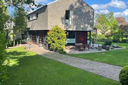 Haus Ahrensburg - 7 Zimmer, 465 m&sup2;, 3.295.000&euro; | Angebot:25928821