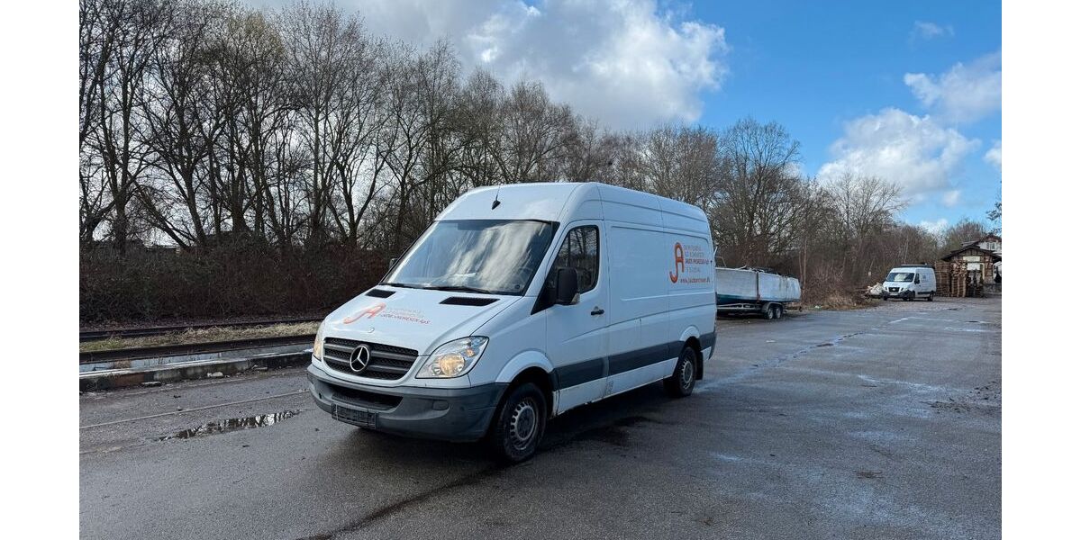 Mercedes-Benz Sprinter 167.957 km 6.200 &euro; HAMBURG 22113