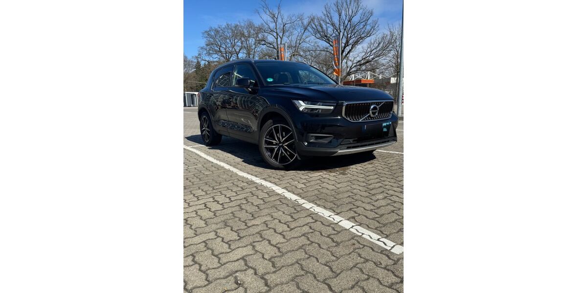 Volvo XC40 92.798 km 23.999 &euro; Glinde 21509