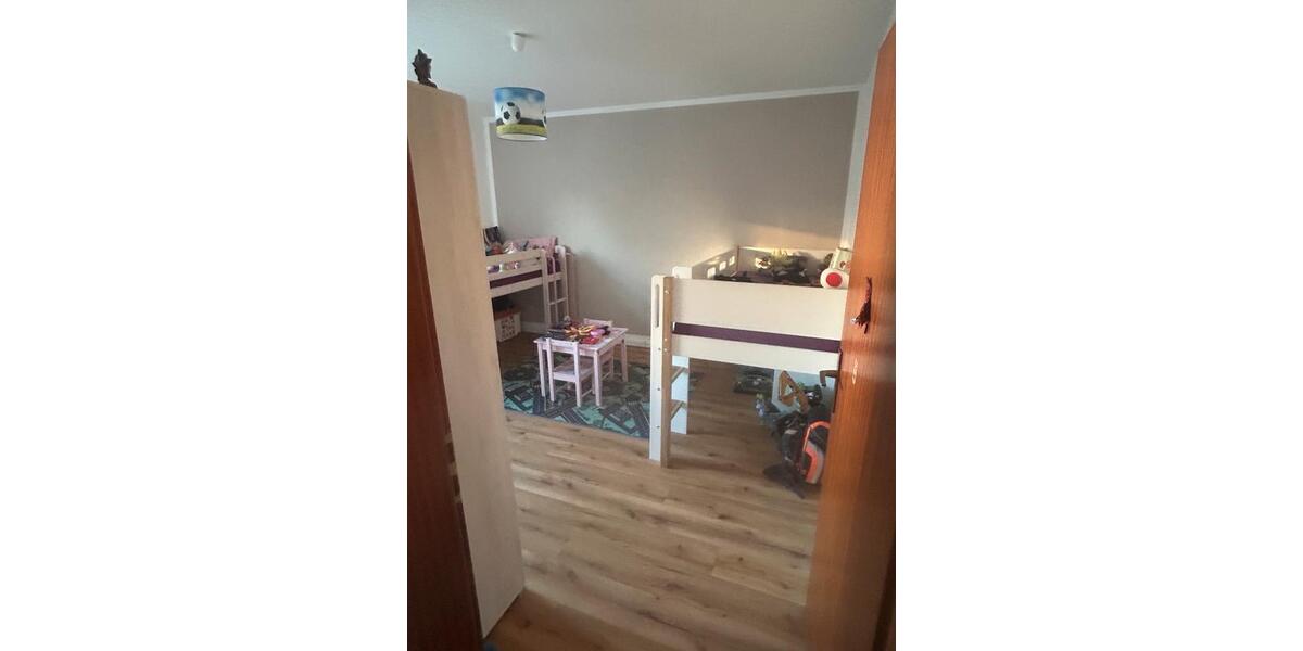 Etagenwohnung Pinneberg - 4 Zimmer, 86 m&sup2;, 335.000&euro; | Angebot:24122855