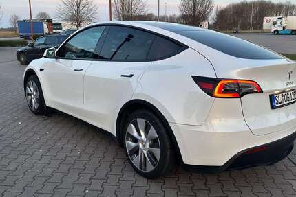 Tesla Model Y 55.000 km 36.250 &euro; Hamburg, Freie und Hansestadt 20457