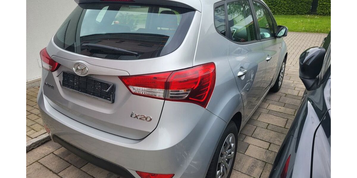 Hyundai ix20 39.600 km 9.990 &euro; Hamburg 21035