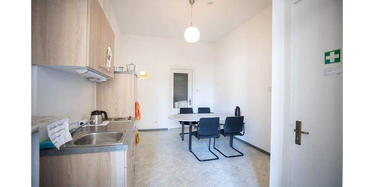 Gewerbeobjekt Elmshorn - 5 Zimmer, 246 m&sup2;, 2.490&euro; | Angebot:25726770