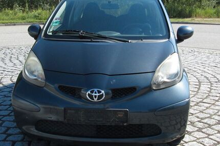 Toyota Aygo (X) 182.013 km 1.500 &euro; Hamburg 22043