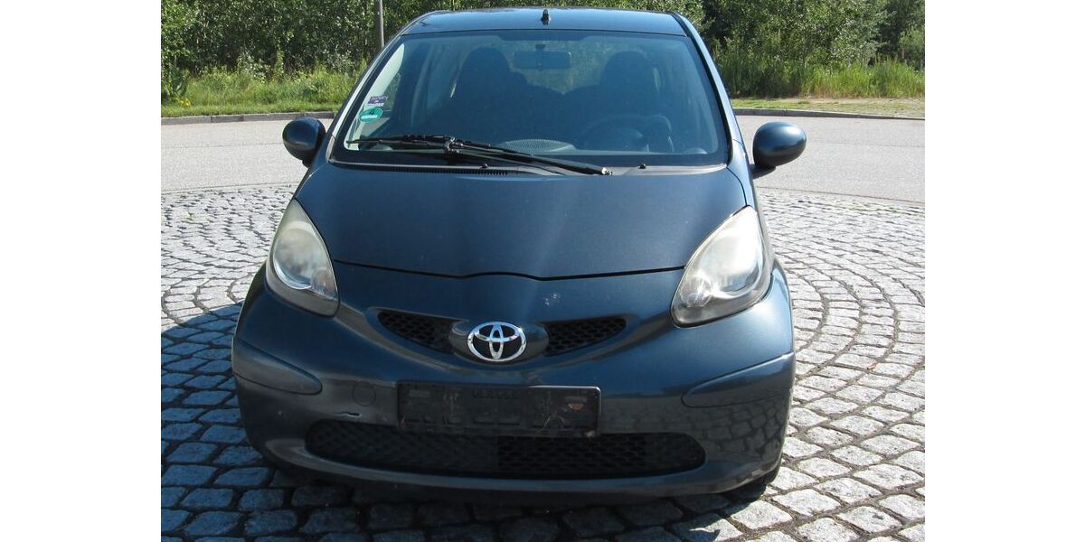 Toyota Aygo (X) 182.013 km 1.500 &euro; Hamburg 22043