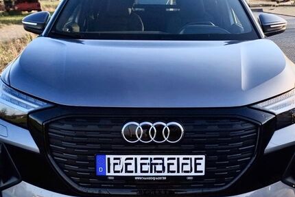 Audi Q4 e-tron 39.100 km 36.990 &euro; Hamburg 22559