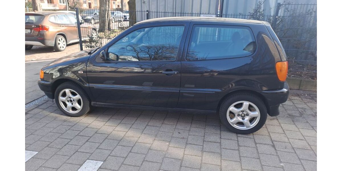 VW Polo 102.900 km 1.500 &euro; HAMBURG 22087