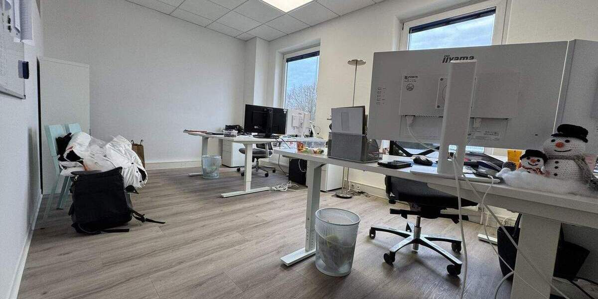 Gewerbeobjekt Norderstedt Garstedt - 4 Zimmer, 174 m&sup2;, 1.914&euro; | Angebot:25739191