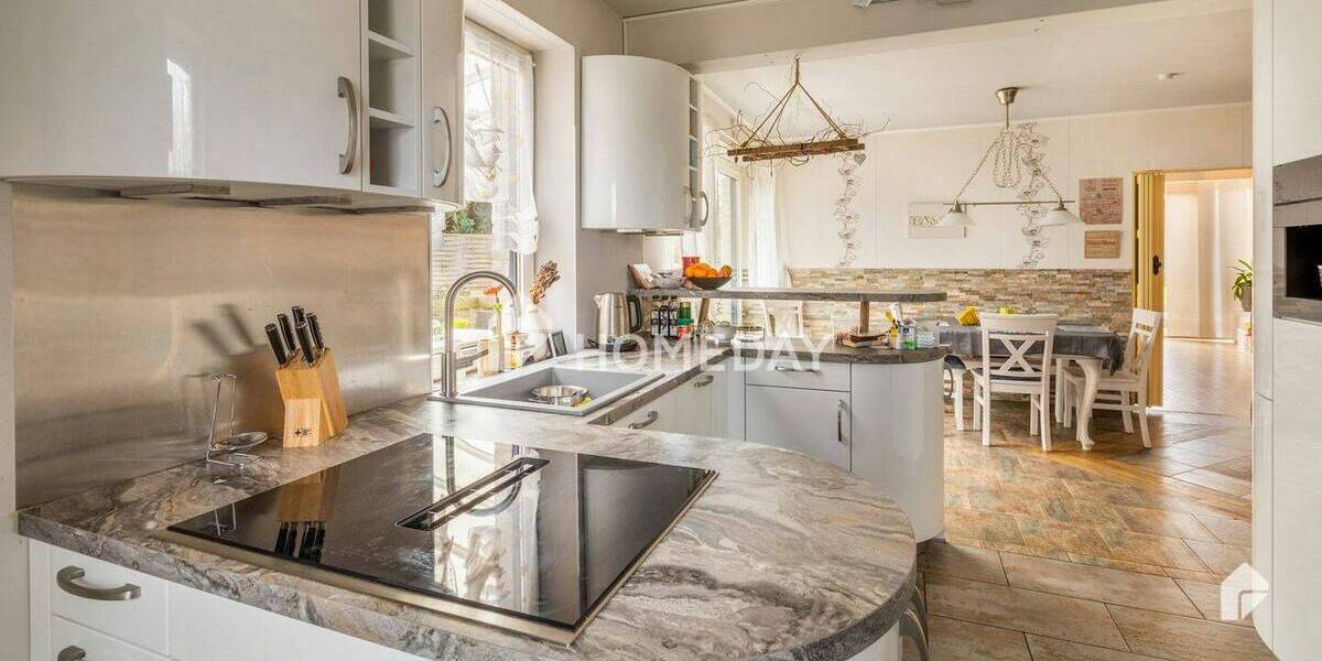 Einfamilienhaus Kisdorf - 8 Zimmer, 250 m&sup2;, 699.000&euro; | Angebot:25773206