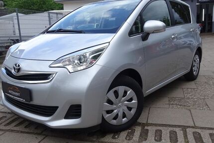 Toyota Verso-S 35.000 km 9.990 &euro; Norderstedt 22848