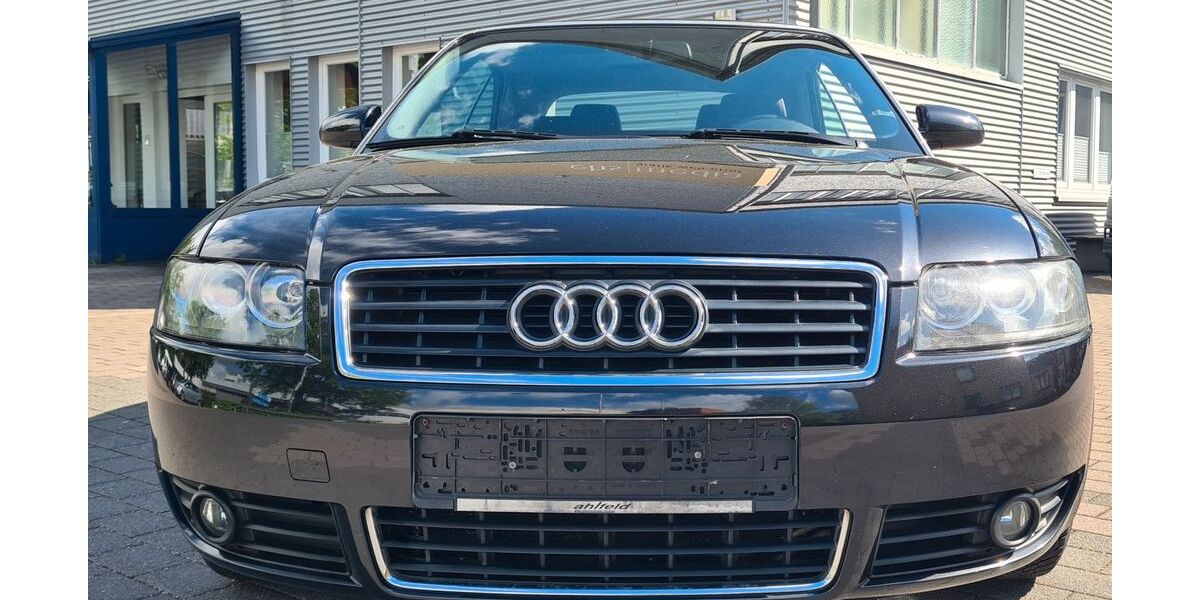 Audi A4 93.070 km 6.400 &euro; Schenefeld / Hamburg 22869