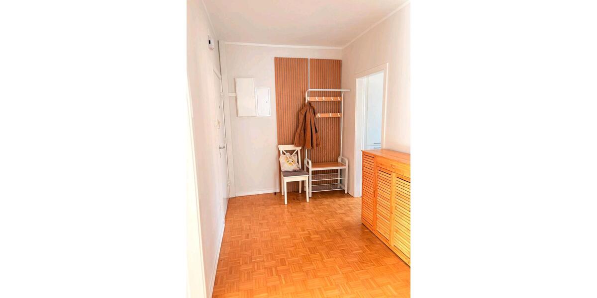 Etagenwohnung Hamburg Wandsbek - 3 Zimmer, 77 m&sup2;, 2.400&euro; | Angebot:25866873