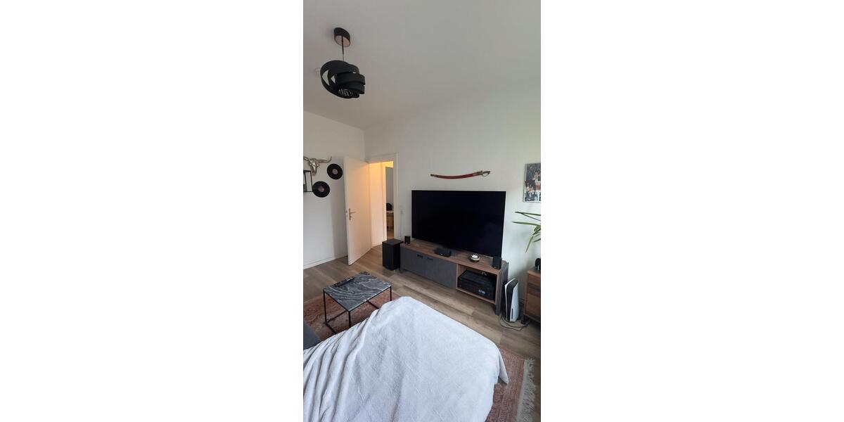 Hochparterre Hamburg Winterhude - 3 Zimmer, 48 m&sup2;, 1.100&euro; | Angebot:25935207