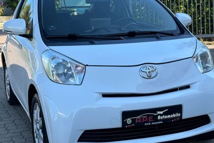Toyota IQ 200.000 km 2.499 &euro; Norderstedt 22848