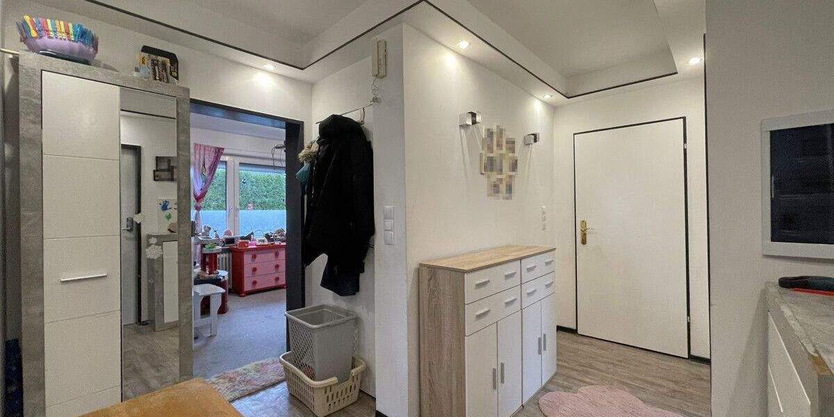 Mehrfamilienhaus, Wohnhaus Norderstedt Garstedt - 8 Zimmer, 146 m&sup2;, 599.000&euro; | Angebot:25670010