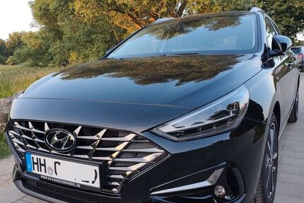 Hyundai i30 42.300 km 18.640 &euro; Hamburg 21031
