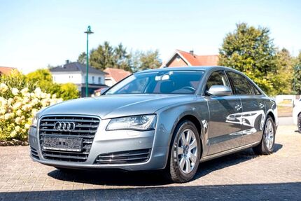 Audi A8 141.500 km 13.200 &euro; Altona 20357