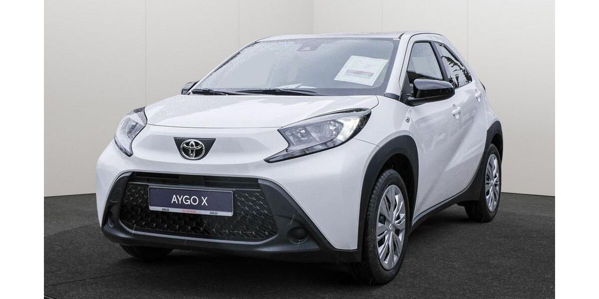 Toyota Aygo (X) 3.000 km 15.990 &euro; Rellingen 25462