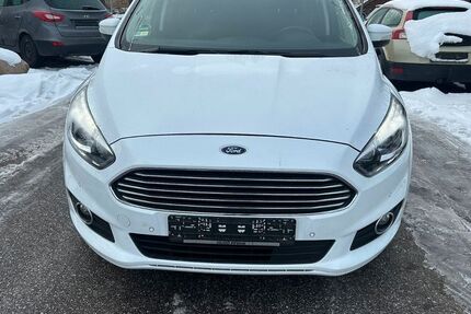 Ford S-Max 151.000 km 14.549 &euro; Hamburg 21079