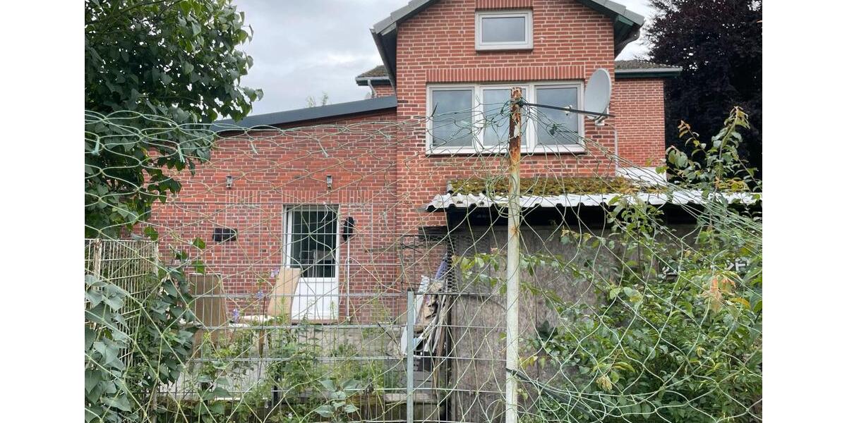 Mehrfamilienhaus, Wohnhaus Bönningstedt - 7.5 Zimmer, 226 m&sup2;, 485.000&euro; | Angebot:25343652