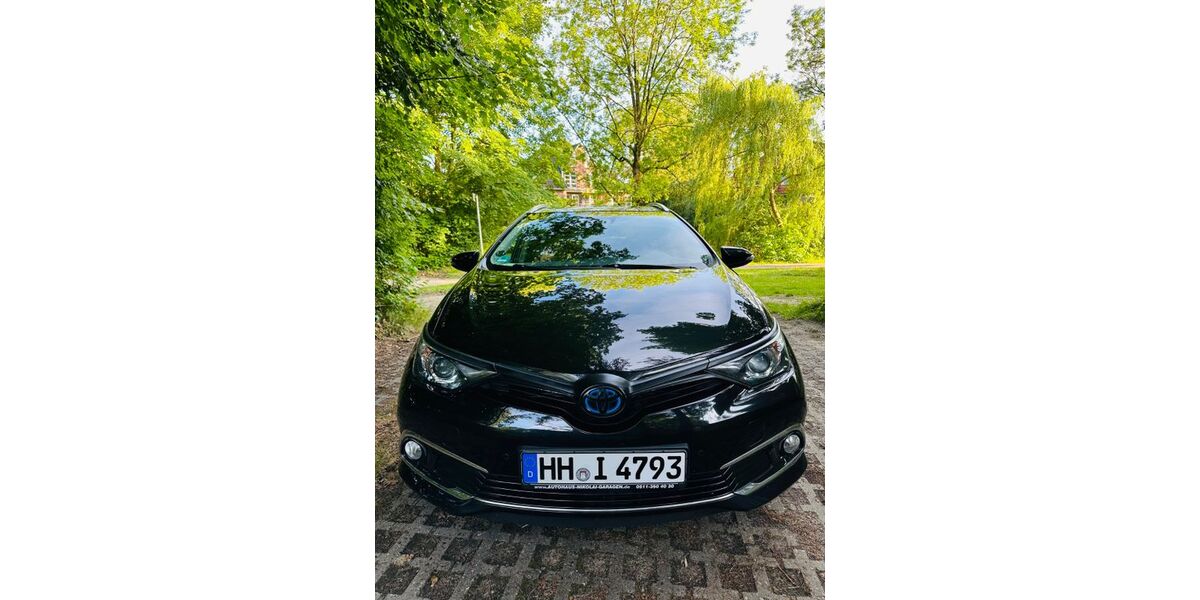 Toyota Auris 135.000 km 13.600 &euro; Hamburg 22761