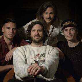 ROOKIEFEST 30: KMPFSPRT + SHIRLEY HOLMES + RONG KONG KOMA 23.10.2026 Knust