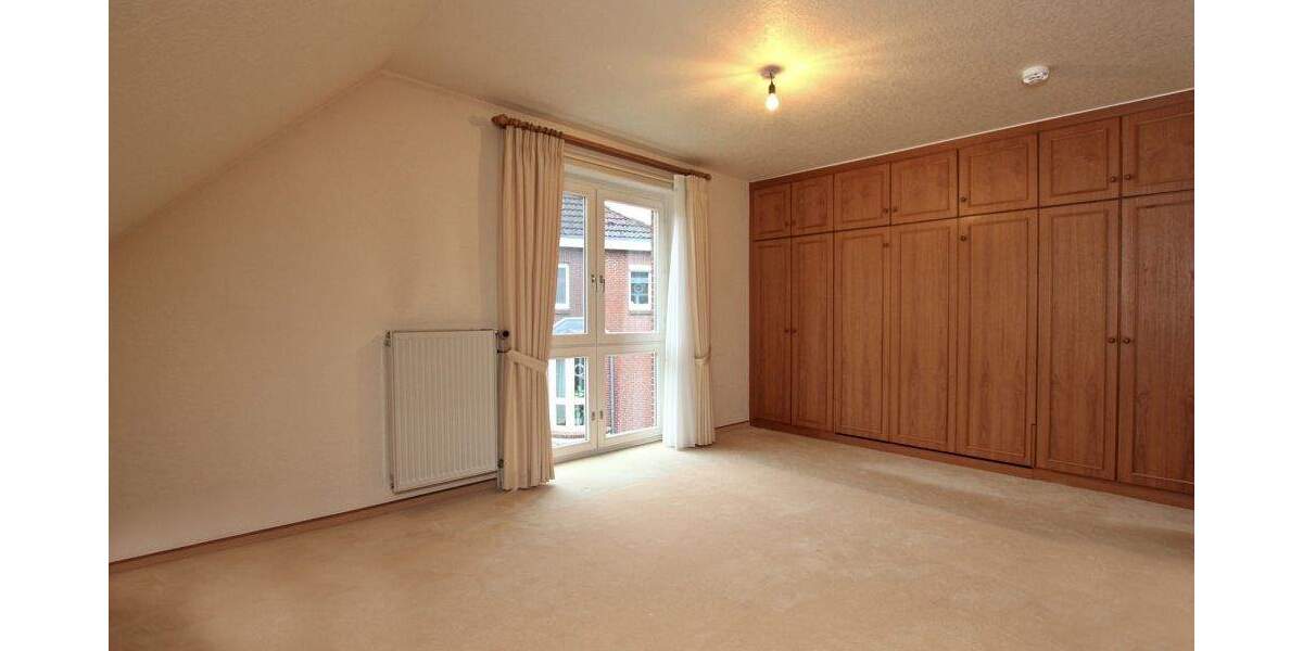 Etagenwohnung Hamburg-Poppenbüttel Poppenbüttel - 2 Zimmer, 81 m&sup2;, 377.000&euro; | Angebot:25770088