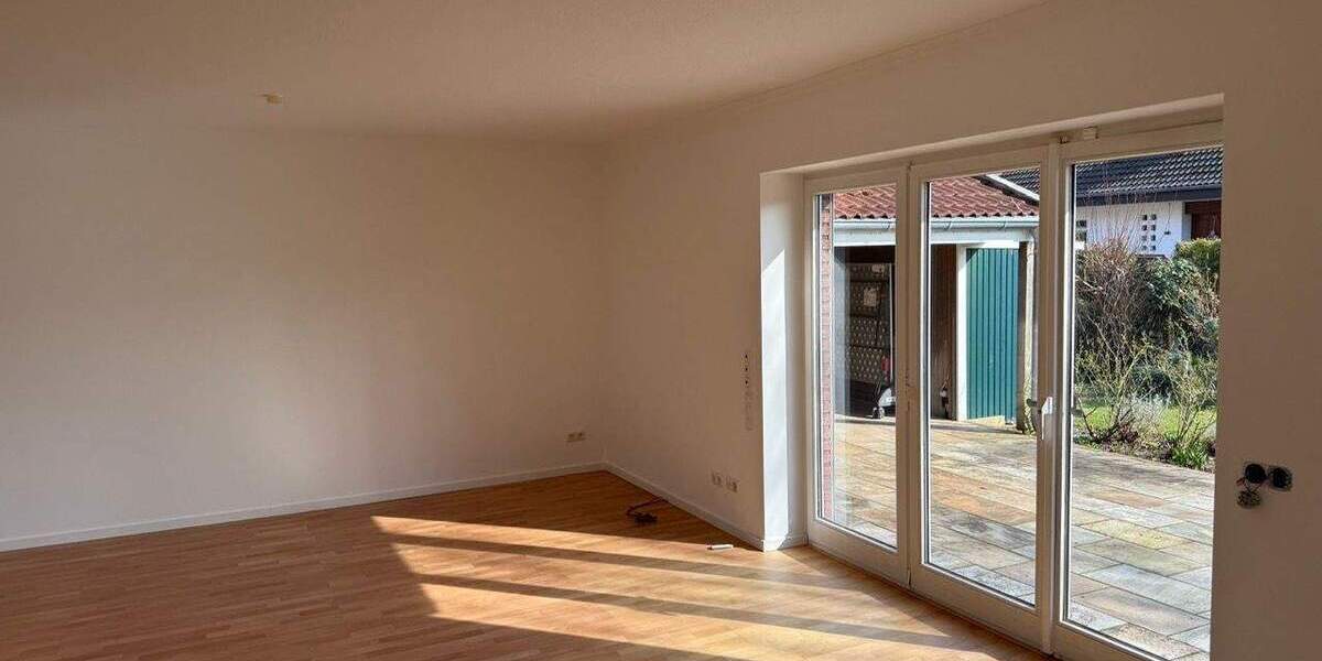 Einfamilienhaus Bönningstedt - 6 Zimmer, 135 m&sup2;, 2.600&euro; | Angebot:25818952