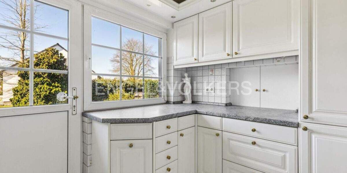 Mehrfamilienhaus, Wohnhaus Ammersbek Siedlung Daheim-Heimgarten - 8 Zimmer, 174 m&sup2;, 498.000&euro; | Angebot:25701558