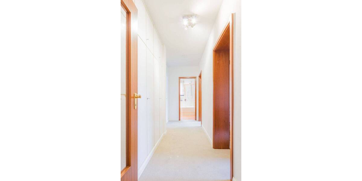 Etagenwohnung Hamburg Poppenbüttel - 5 Zimmer, 145 m&sup2;, 495.000&euro; | Angebot:25698610