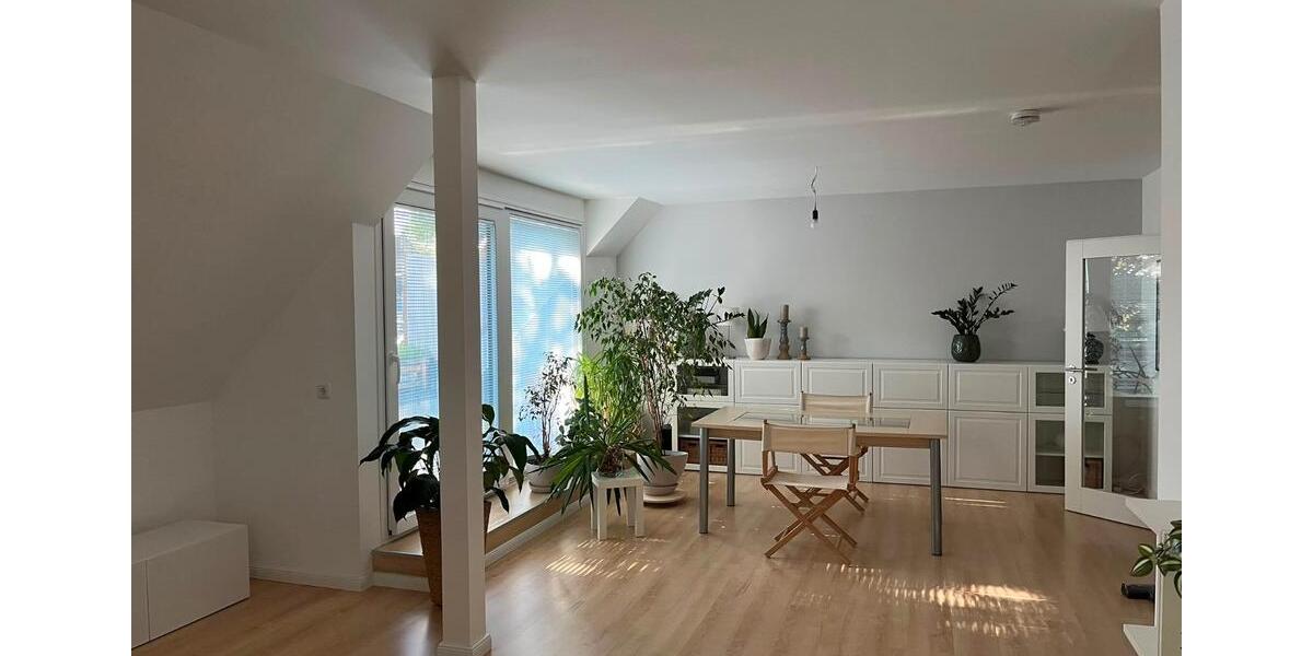 Dachgeschoßwohnung Pinneberg - 2 Zimmer, 72 m&sup2;, 274.500&euro; | Angebot:27163158