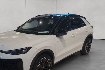 VW T-Roc 4.900 km 44.970 &euro; Hamburg 21029