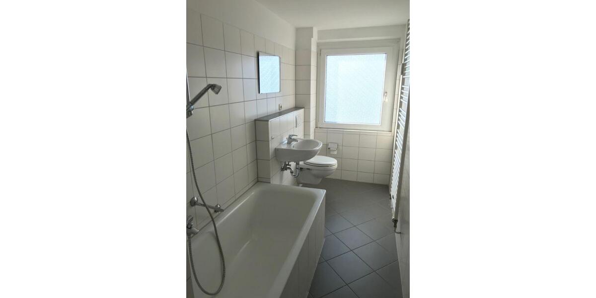 Etagenwohnung Wedel - 2 Zimmer, 79 m&sup2;, 990&euro; | Angebot:23012869